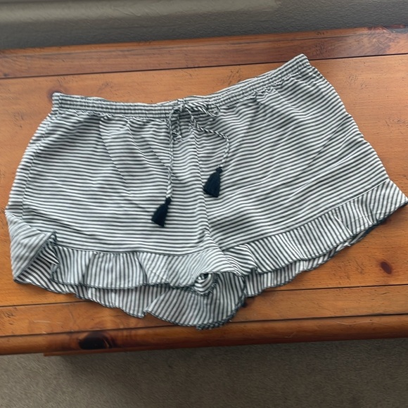 Gillian & O’Malley 2-Piece Sleepwear Gray/White - Picture 8 of 12